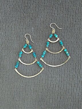Three3️⃣ Tier Gold💛 Earrings with Turquoise🩵 Beads - NWOT